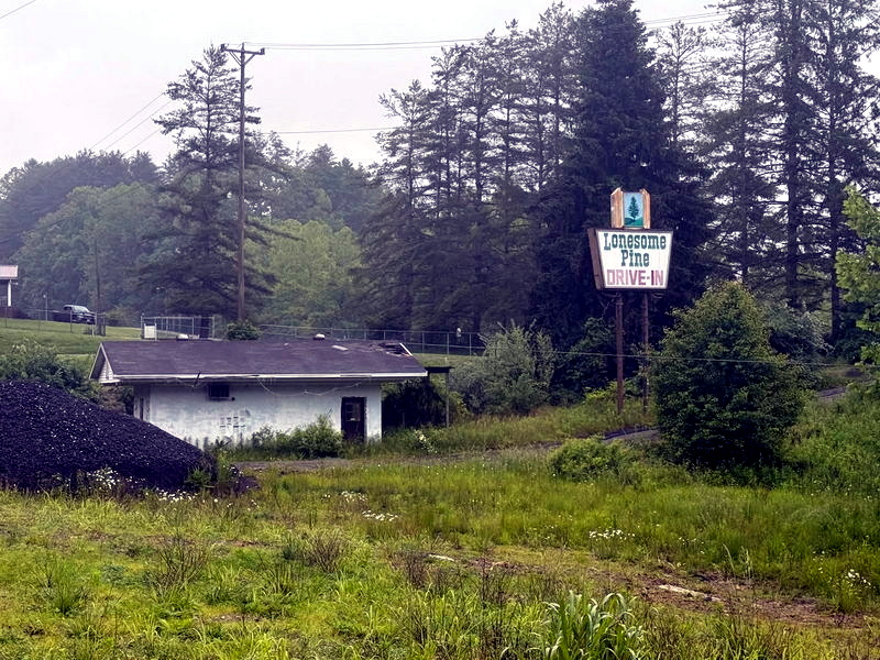 Lonesome Pine Drive-In - From Vermonter At Heart On Facebook (newer photo)